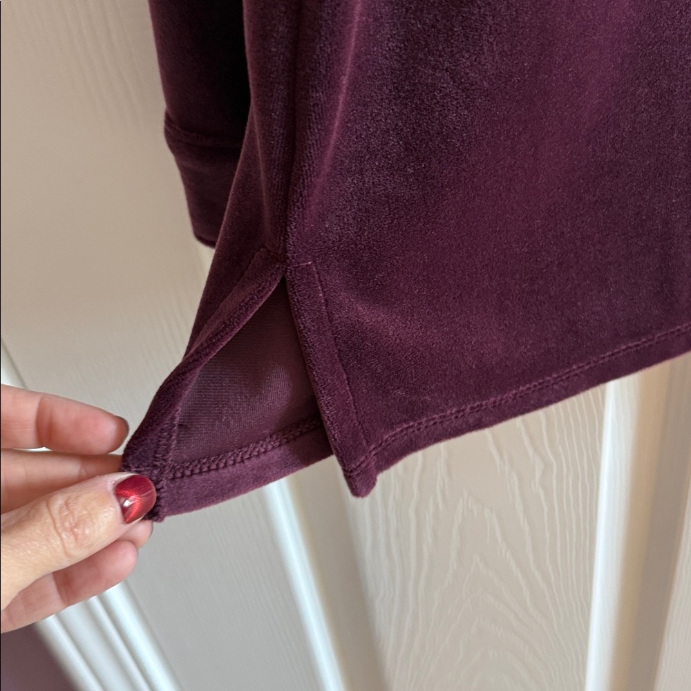 Calvin Klein button down down velvet top short long sleeve purple eggplant - Picture 8 of 8